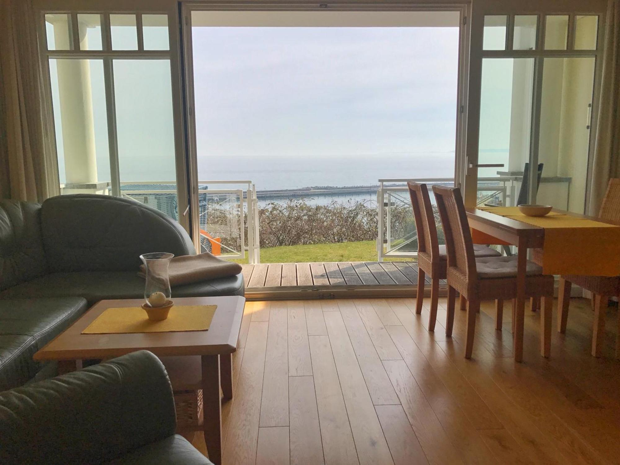 Meerblickvilla Prinz Heinrich - Ferienwohnung 4 Sassnitz Esterno foto