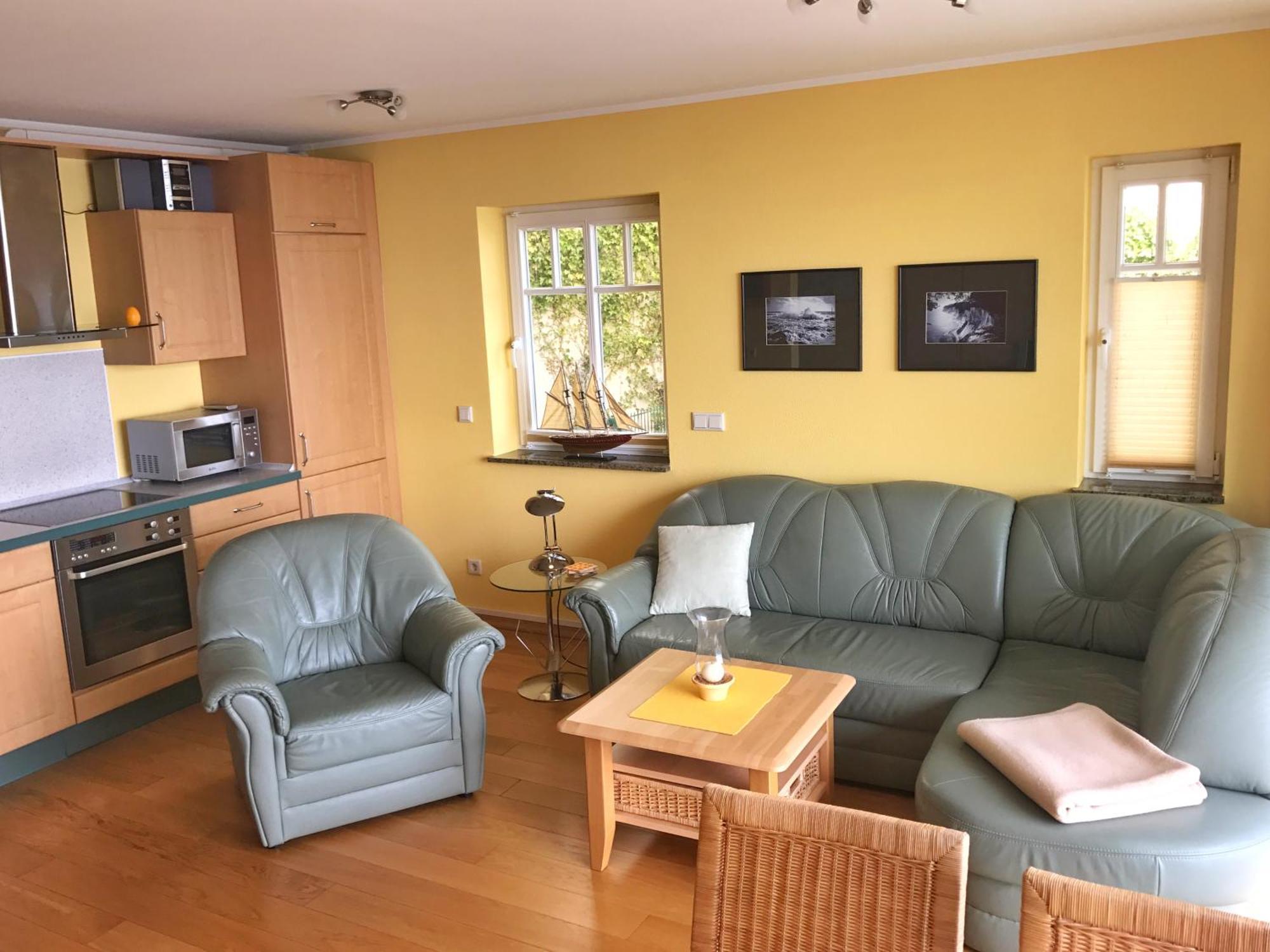 Meerblickvilla Prinz Heinrich - Ferienwohnung 4 Sassnitz Esterno foto