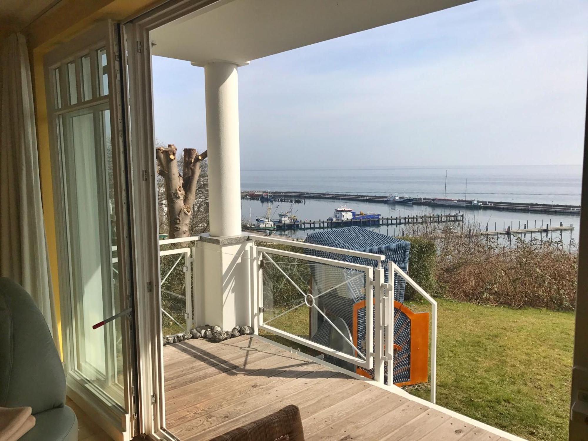 Meerblickvilla Prinz Heinrich - Ferienwohnung 4 Sassnitz Esterno foto